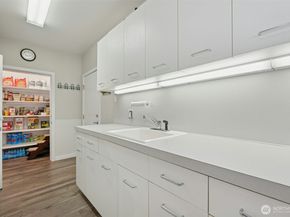 8812 NE 117th Place, Kirkland WA 98034