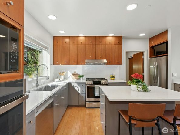 8812 NE 117th Place, Kirkland WA 98034