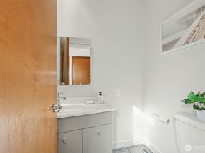 8812 NE 117th Place, Kirkland WA 98034