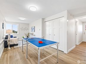 2800 W Elmore Place, Seattle WA 98199