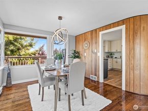 2800 W Elmore Place, Seattle WA 98199