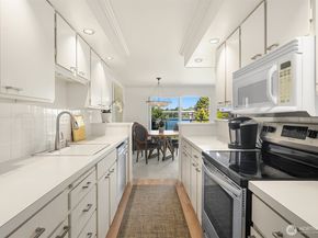 2500 Canterbury Lane E 302, Seattle WA 98112