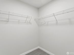 587 SW 97th Street 74, Seattle WA 98106