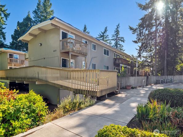 465 Winslow Way E 108, Bainbridge Island WA 98110