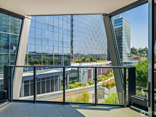188 Bellevue Way NE 412, Bellevue WA 98004