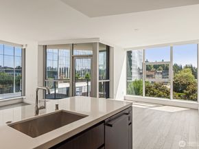 188 Bellevue Way NE 412, Bellevue WA 98004
