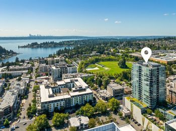 188 Bellevue Way NE