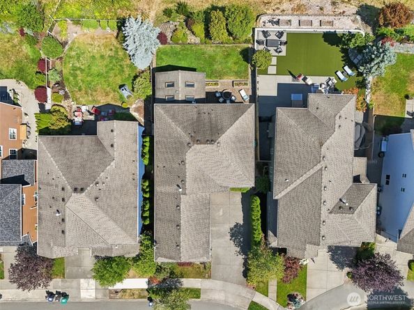 35726 SE Crest View Loop, Snoqualmie WA 98065