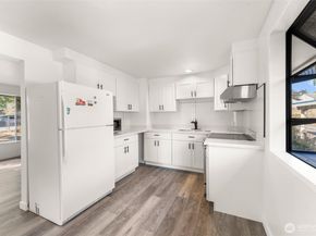 4452 S Rose Street, Seattle WA 98118
