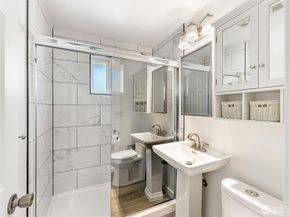 4452 S Rose Street, Seattle WA 98118