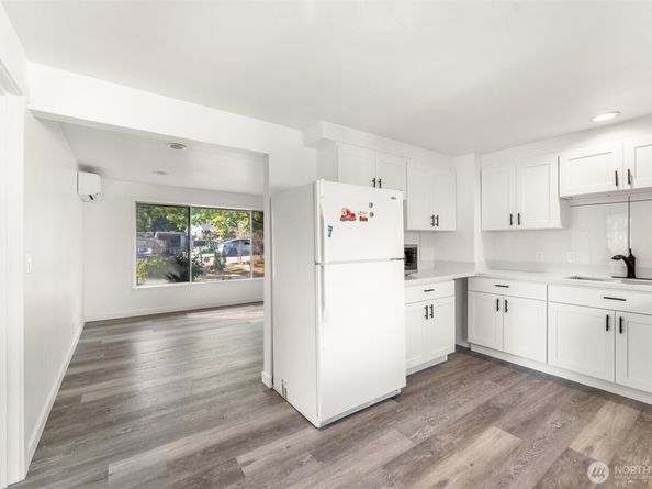 4452 S Rose Street, Seattle WA 98118