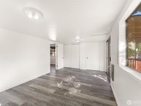 4452 S Rose Street, Seattle WA 98118