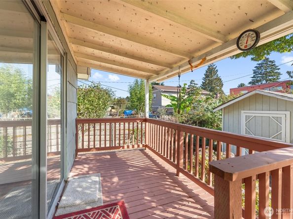 4452 S Rose Street, Seattle WA 98118