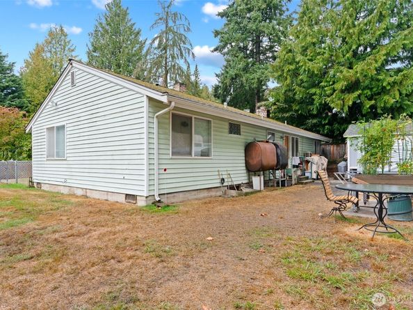 18328 Ashworth Avenue N, Shoreline WA 98133