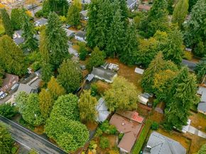 18328 Ashworth Avenue N, Shoreline WA 98133