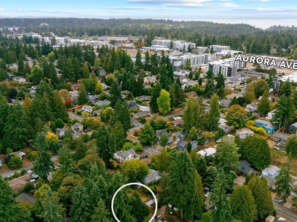 18328 Ashworth Avenue N, Shoreline WA 98133