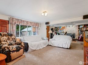 18328 Ashworth Avenue N, Shoreline WA 98133