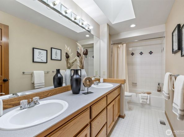 16008 30th Drive SE, Mill Creek WA 98012