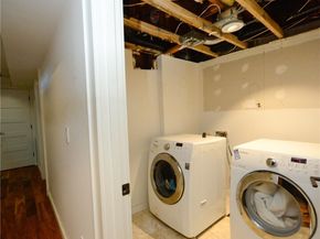 11809 NE 74th Street 13, Kirkland WA 98033