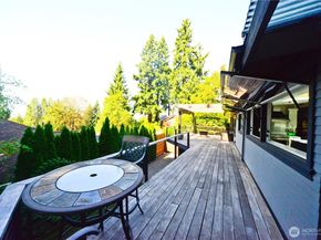 11809 NE 74th Street 13, Kirkland WA 98033
