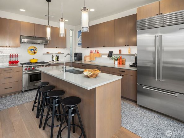 2840 Fairview Avenue E, Seattle WA 98102