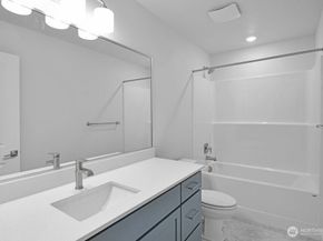 13216 NE 127th Court A, Kirkland WA 98034