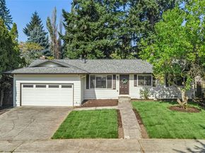 15824 NE 111th Street, Redmond WA 98052