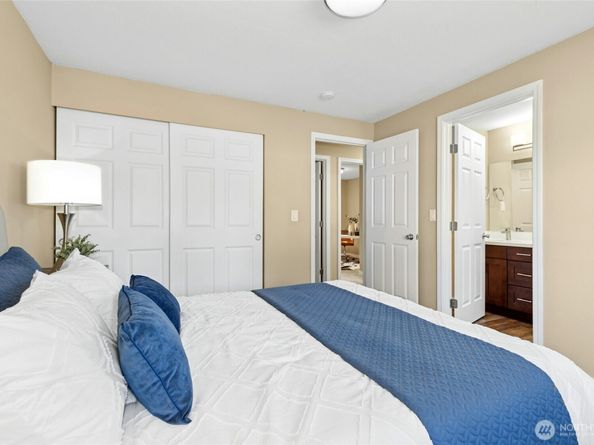 15824 NE 111th Street, Redmond WA 98052