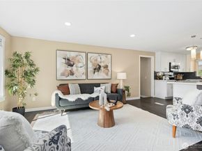 15824 NE 111th Street, Redmond WA 98052