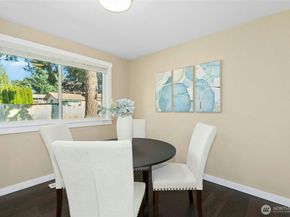 15824 NE 111th Street, Redmond WA 98052