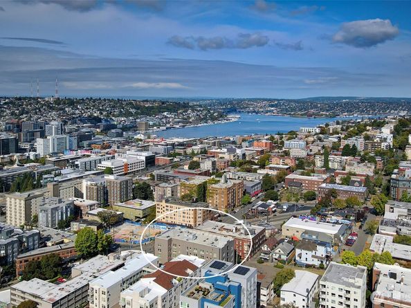 505 E Denny Way A304, Seattle WA 98122