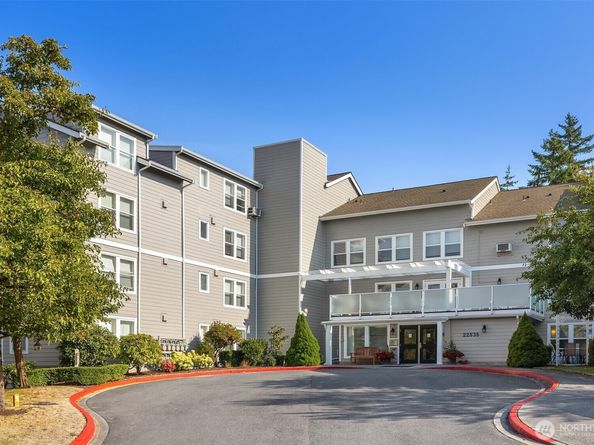 22535 SE Highland Circle 103, Issaquah WA 98029