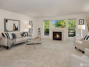 22535 SE Highland Circle 103, Issaquah WA 98029