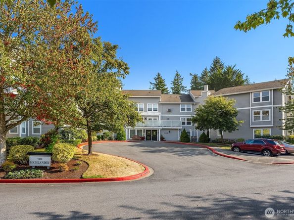 22535 SE Highland Circle 103, Issaquah WA 98029