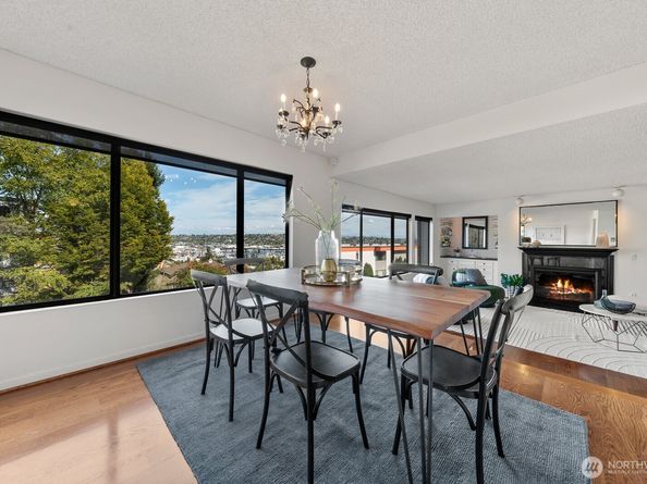 3640 26th Place W 201 B, Seattle WA 98199