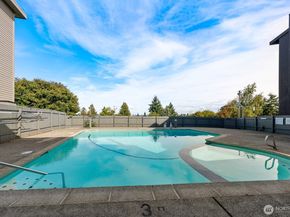 3640 26th Place W 201 B, Seattle WA 98199