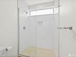 1211 E Mercer Street, Seattle WA 98102