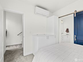1211 E Mercer Street, Seattle WA 98102