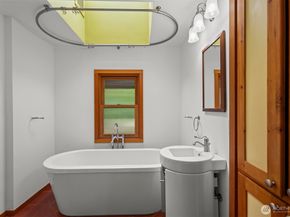 20117 87th SW, Vashon WA 98070