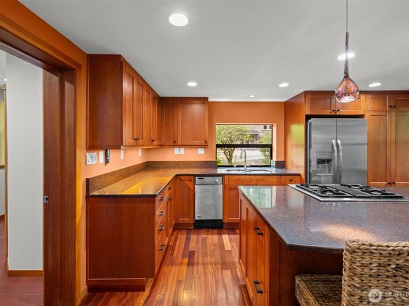 20117 87th SW, Vashon WA 98070