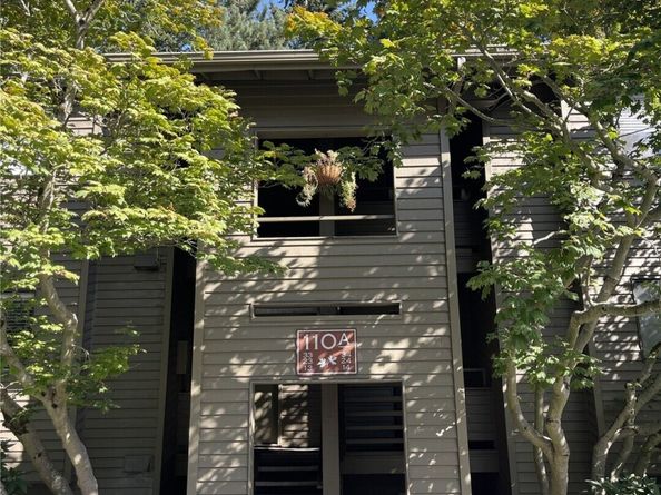 110 SW 116th Street A13, Seattle WA 98146