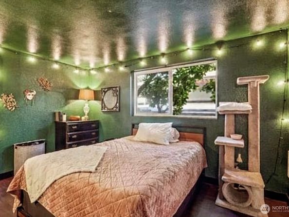 110 SW 116th Street A13, Seattle WA 98146