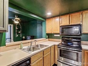 110 SW 116th Street A13, Seattle WA 98146