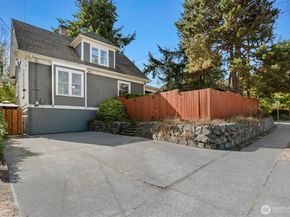 3654 35th Avenue W, Seattle WA 98199
