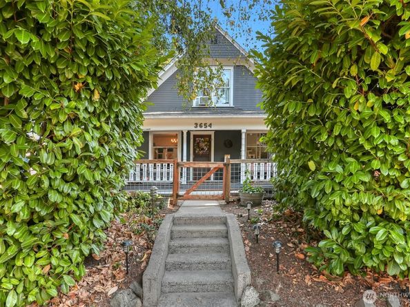 3654 35th Avenue W, Seattle WA 98199