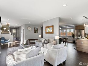 6504 39th Avenue NE, Seattle WA 98115