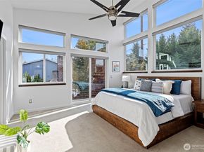 6504 39th Avenue NE, Seattle WA 98115
