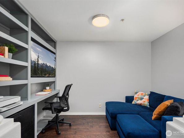 1594 Alki Avenue SW 302, Seattle WA 98116