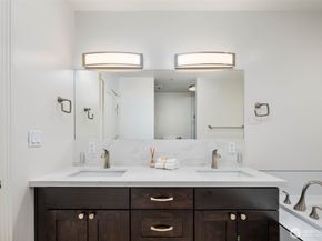 1594 Alki Avenue SW 302, Seattle WA 98116
