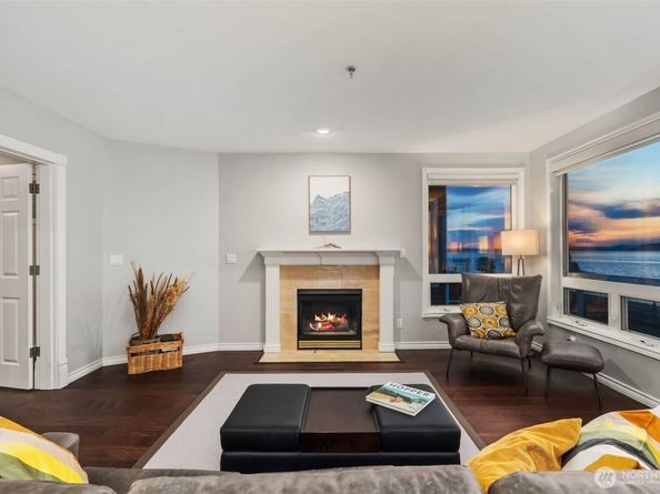 1594 Alki Avenue SW 302, Seattle WA 98116